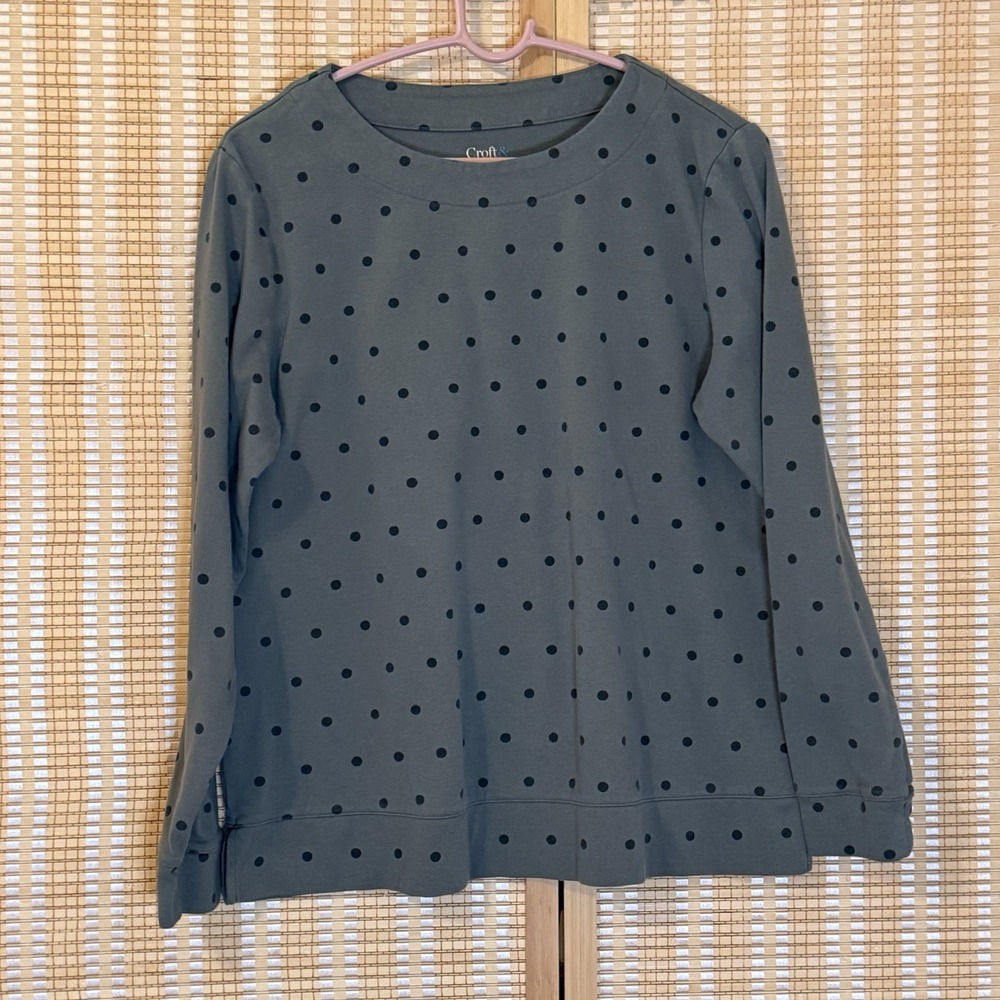 Croft Barrow Womens L Top Green Navy Polkadot Long Sleeve Active Casual Travel